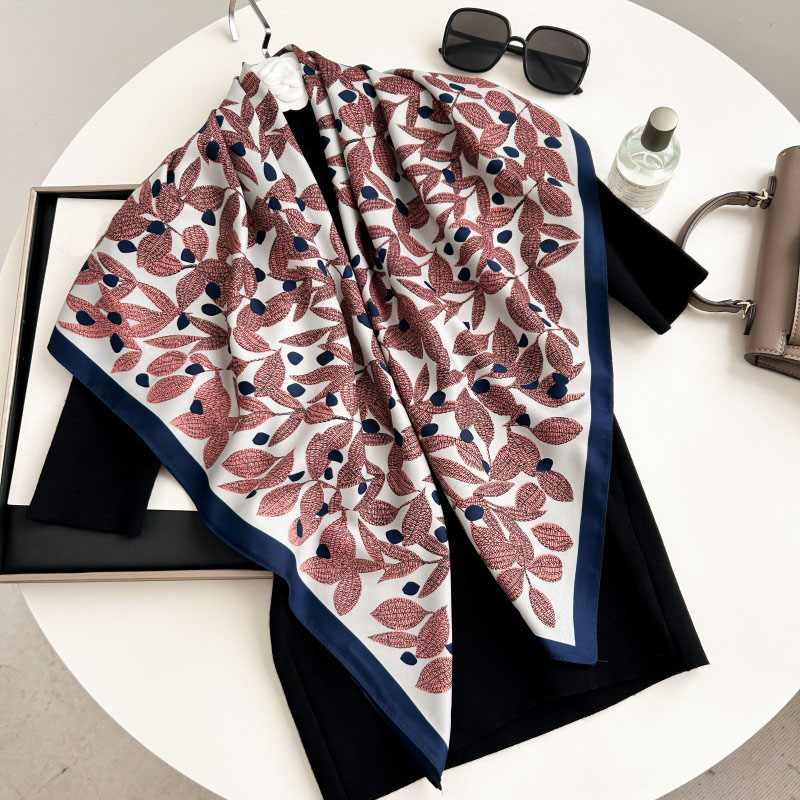 Квадратный платок 90 см, высок – обзор и цена Silk Neck Scarf