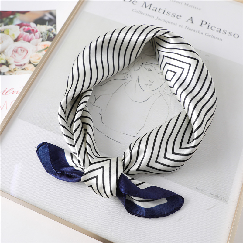Роскошный шелковый квадратный  – обзор и цена Silk Tie Striped