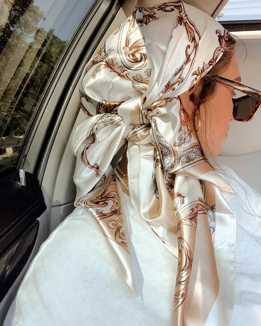 Атласный квадратный шарф, женс – обзор и цена Face Scarf Mask